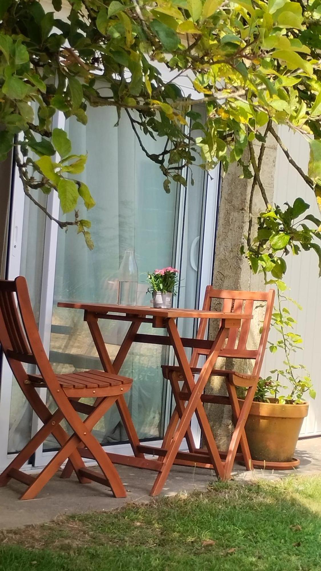 Le Laboratoire Shabby Chic De La Parfumerie Du Manoir Chavagne Exterior foto
