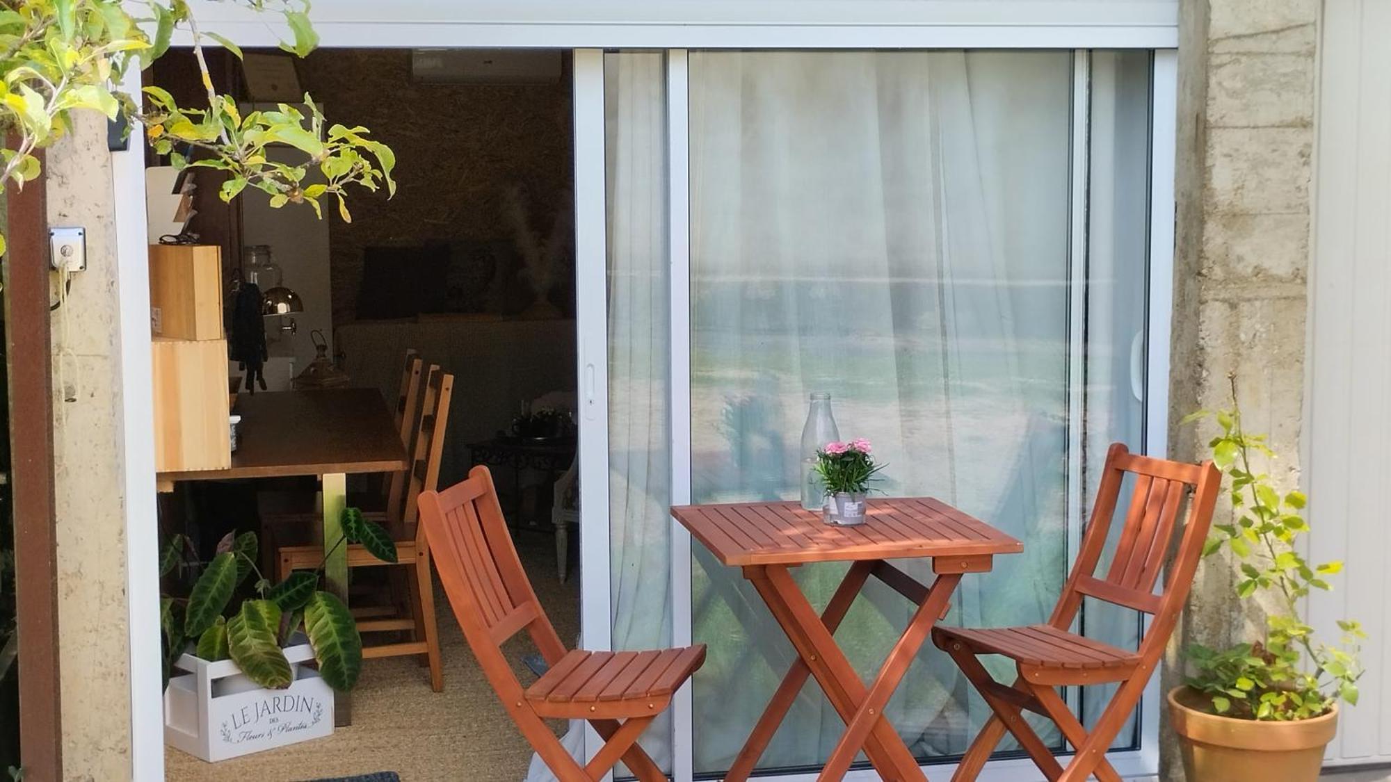 Le Laboratoire Shabby Chic De La Parfumerie Du Manoir Chavagne Exterior foto